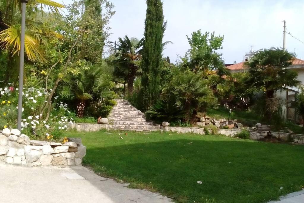 Appartamento Residenza Flores Pescara Esterno foto